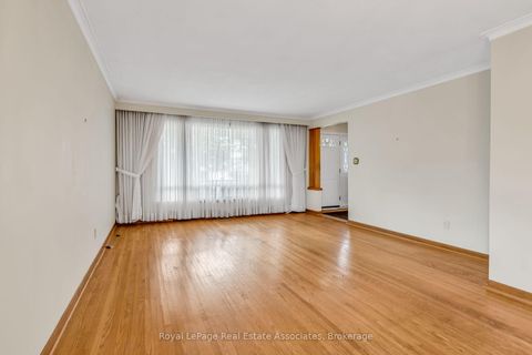 Photo 7 at 59 Stapleton Drive, The Westway, Toronto