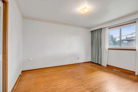 Photo 20 at 59 Stapleton Drive, The Westway, Toronto