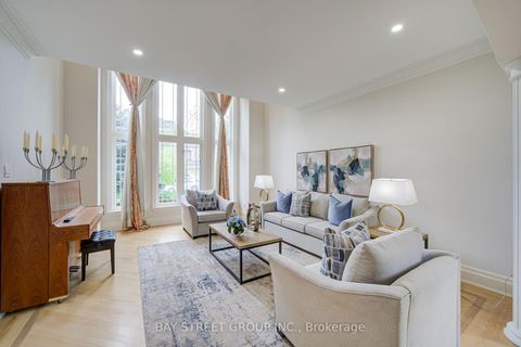 Photo 7 at 58 Bowan Court, Steeles, Toronto