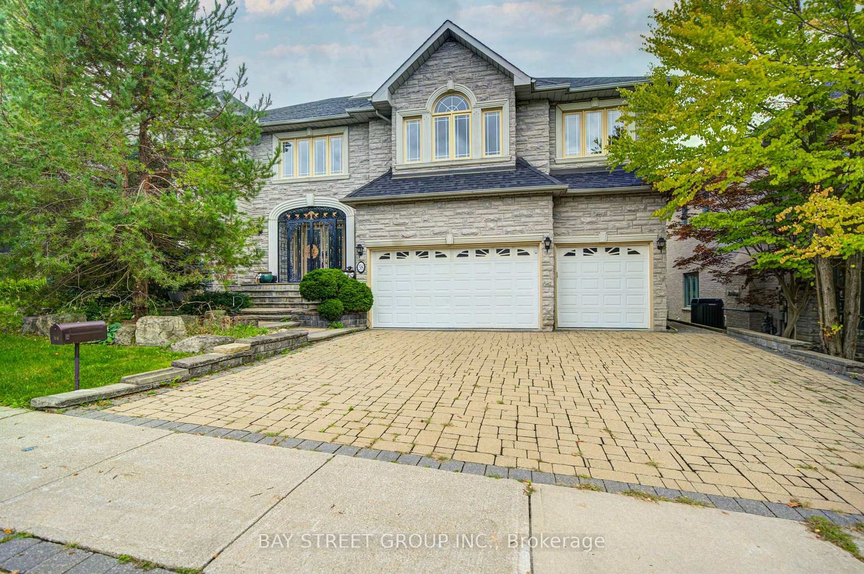 58 Bowan Court, Steeles, Toronto photo 4