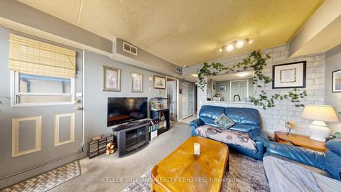 Photo 14 at 417 - 160 Wellington Street E, Aurora Village, Aurora
