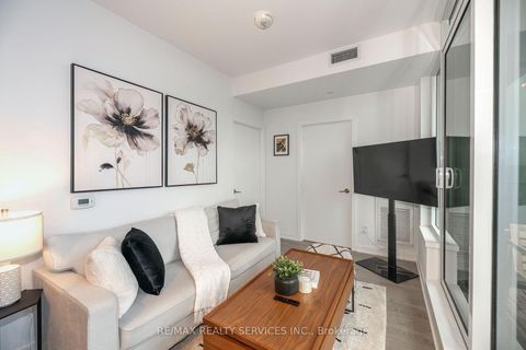Photo 13 at 1616 - 1926 Lake Shore Boulevard W, South Parkdale, Toronto