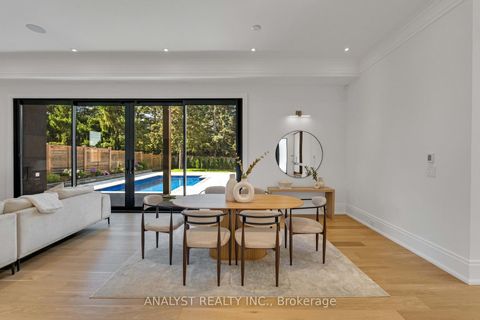 Photo 14 at 82 Donhill Crescent, Kleinburg, Vaughan