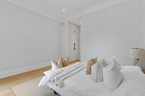 Photo 27 at 82 Donhill Crescent, Kleinburg, Vaughan