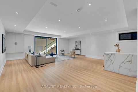 Photo 32 at 82 Donhill Crescent, Kleinburg, Vaughan