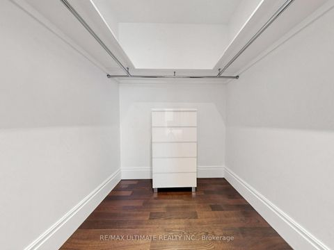 Photo 37 at 4706 - 311 Bay Street, Bay Street Corridor, Toronto
