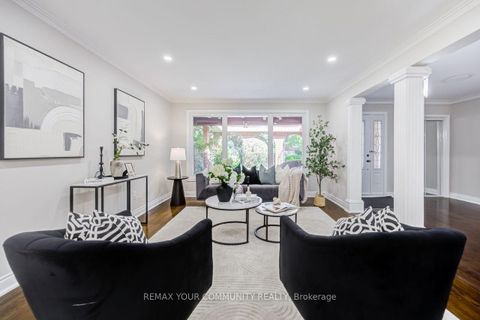 Photo 7 at 31 Clovercrest Road, Don Valley Village, Toronto