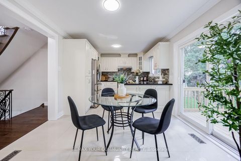 Photo 15 at 31 Clovercrest Road, Don Valley Village, Toronto