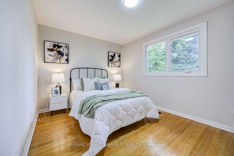 Photo 29 at 31 Clovercrest Road, Don Valley Village, Toronto