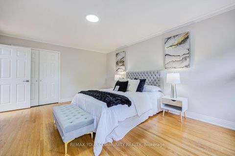 Photo 36 at 31 Clovercrest Road, Don Valley Village, Toronto