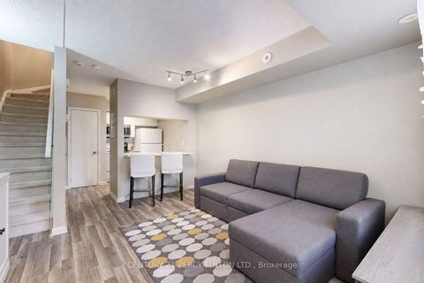 Photo 2 at 538 - 3 Everson Drive, Willowdale East, Toronto