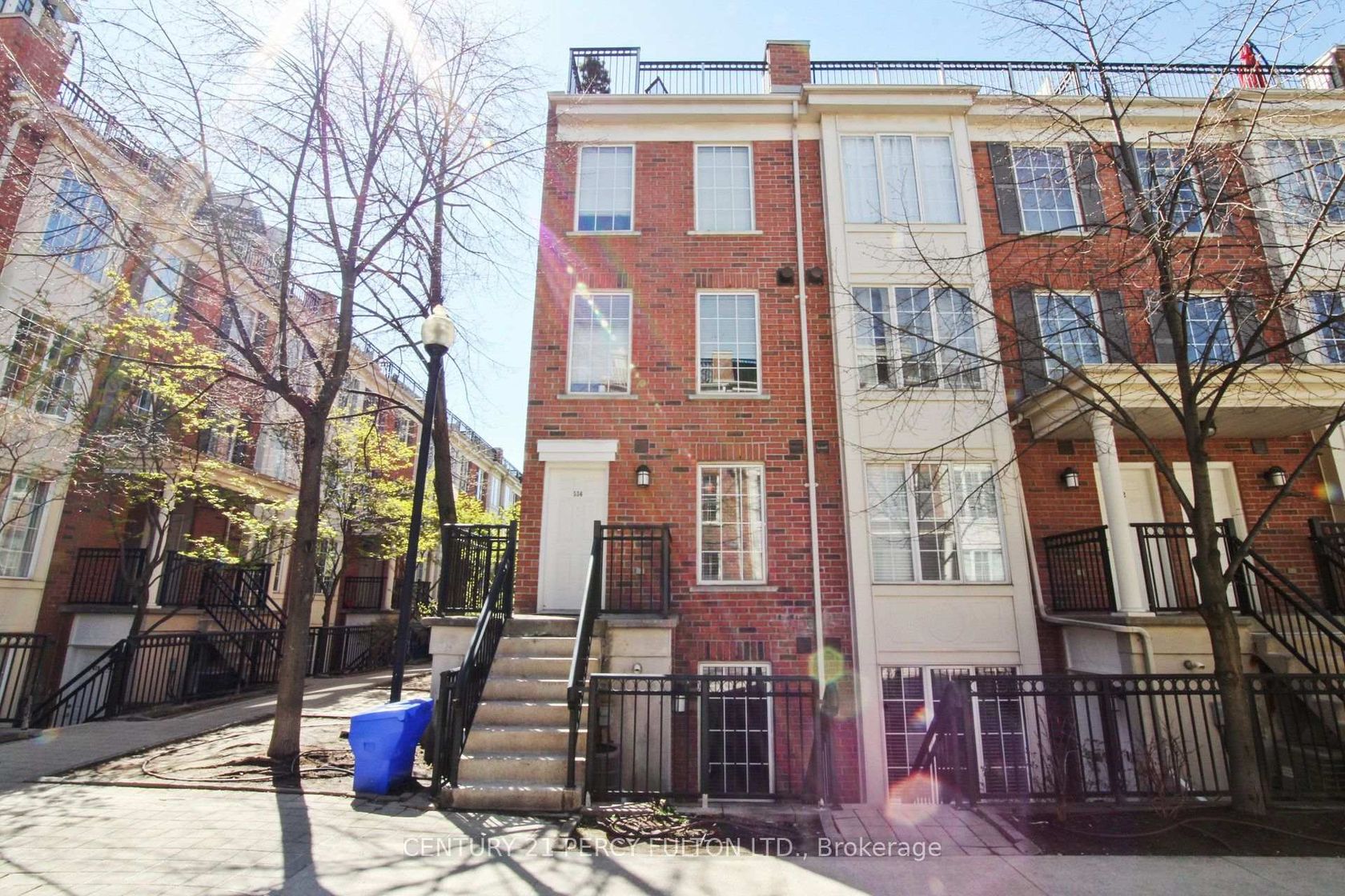 538 - 3 Everson Drive, Willowdale East, Toronto photo number 2