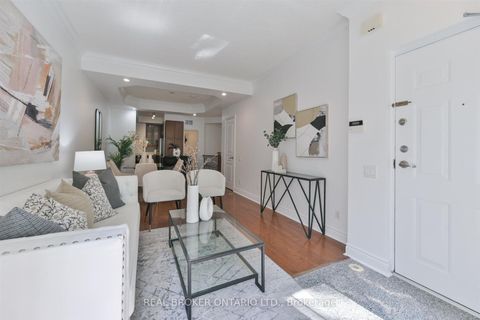 Photo 1 at 24 - 70 Byng Avenue, Willowdale East, Toronto
