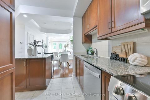 Photo 7 at 24 - 70 Byng Avenue, Willowdale East, Toronto