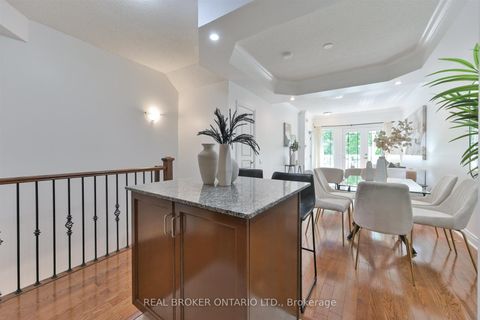 Photo 8 at 24 - 70 Byng Avenue, Willowdale East, Toronto