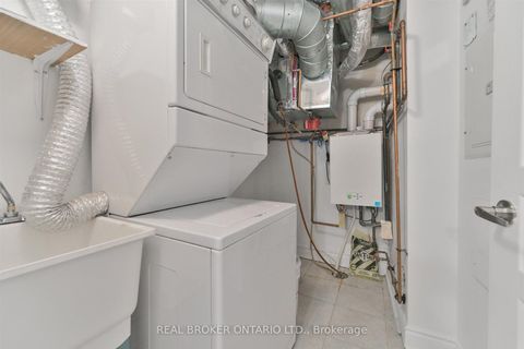 Photo 17 at 24 - 70 Byng Avenue, Willowdale East, Toronto
