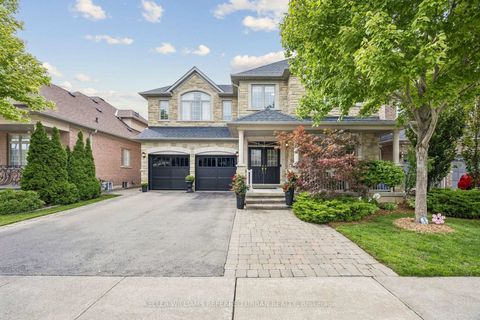 Photo 3 at 12 Silvestre Avenue, Vellore Village, Vaughan