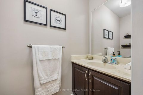 Photo 27 at 12 Silvestre Avenue, Vellore Village, Vaughan