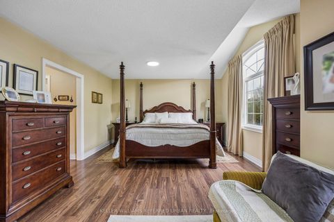 Photo 31 at 12 Silvestre Avenue, Vellore Village, Vaughan