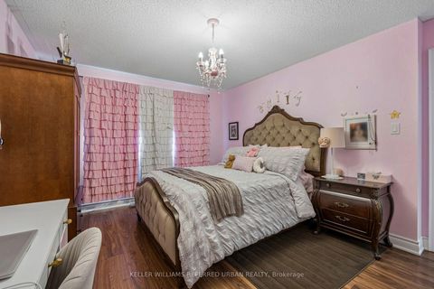 Photo 42 at 12 Silvestre Avenue, Vellore Village, Vaughan