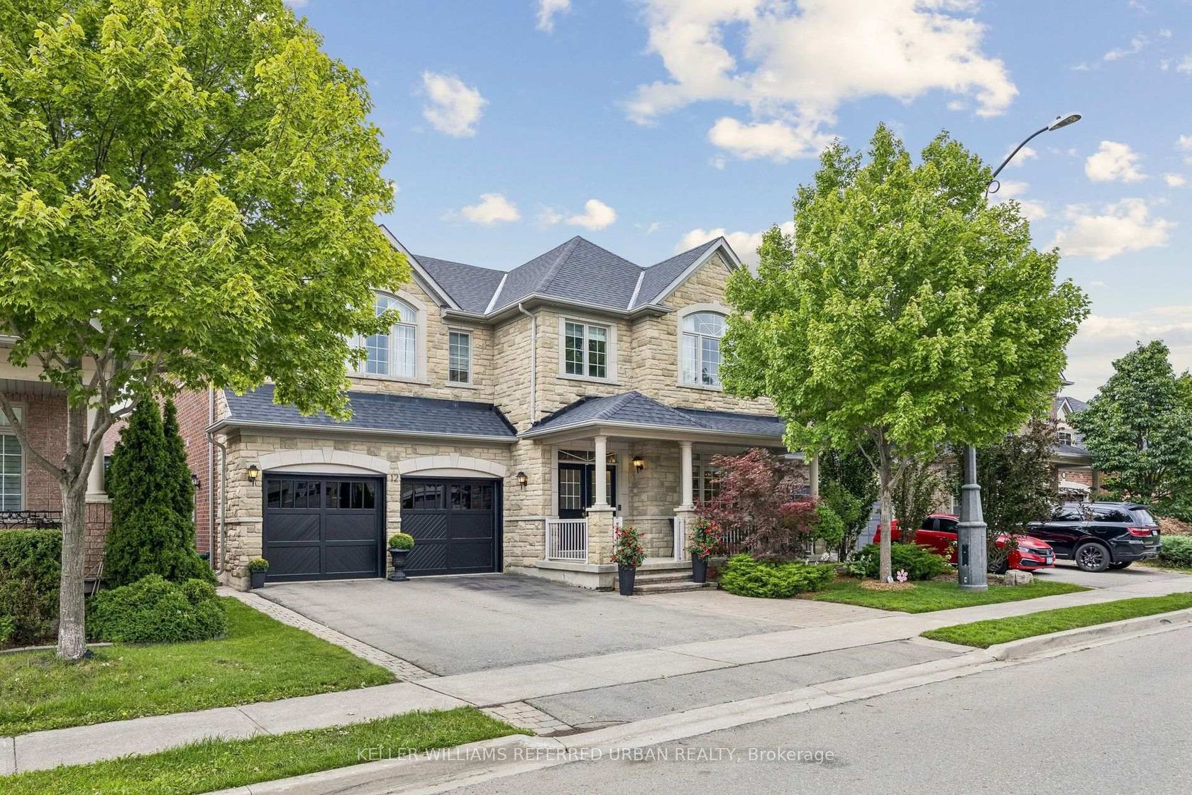 12 Silvestre Avenue, Vellore Village, Vaughan photo number 2