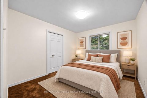 Photo 23 at 32 Saddletree Drive, Steeles, Toronto