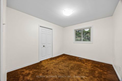 Photo 25 at 32 Saddletree Drive, Steeles, Toronto