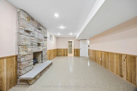 Photo 35 at 32 Saddletree Drive, Steeles, Toronto