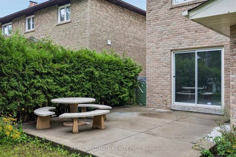 Photo 37 at 32 Saddletree Drive, Steeles, Toronto