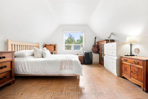 Photo 15 at 72 Manderley Drive, Cliffside, Toronto