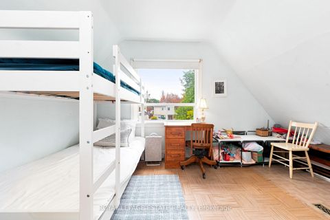 Photo 19 at 72 Manderley Drive, Cliffside, Toronto