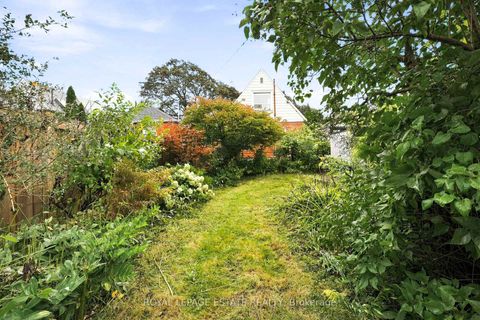Photo 22 at 72 Manderley Drive, Cliffside, Toronto