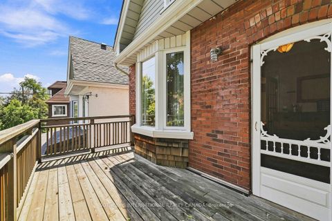 Photo 11 at 356 Howland Avenue, Casa Loma, Toronto