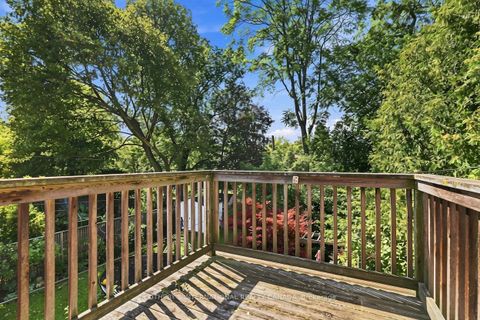 Photo 13 at 356 Howland Avenue, Casa Loma, Toronto