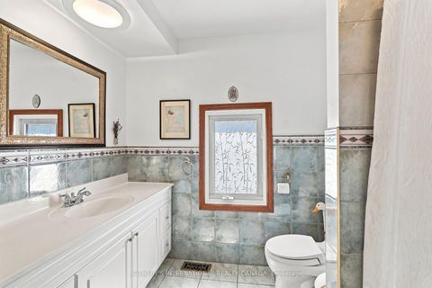 Photo 16 at 356 Howland Avenue, Casa Loma, Toronto