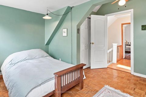 Photo 17 at 356 Howland Avenue, Casa Loma, Toronto