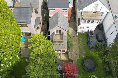 Photo 25 at 356 Howland Avenue, Casa Loma, Toronto