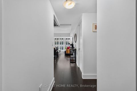 Photo 1 at 1809 - 955 BAY Street, Bay Street Corridor, Toronto