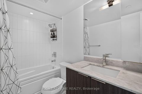 Photo 16 at 1809 - 955 BAY Street, Bay Street Corridor, Toronto