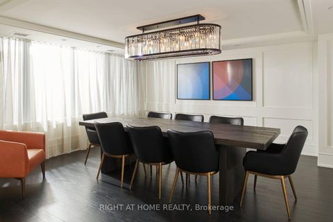 Photo 34 at 1809 - 955 BAY Street, Bay Street Corridor, Toronto