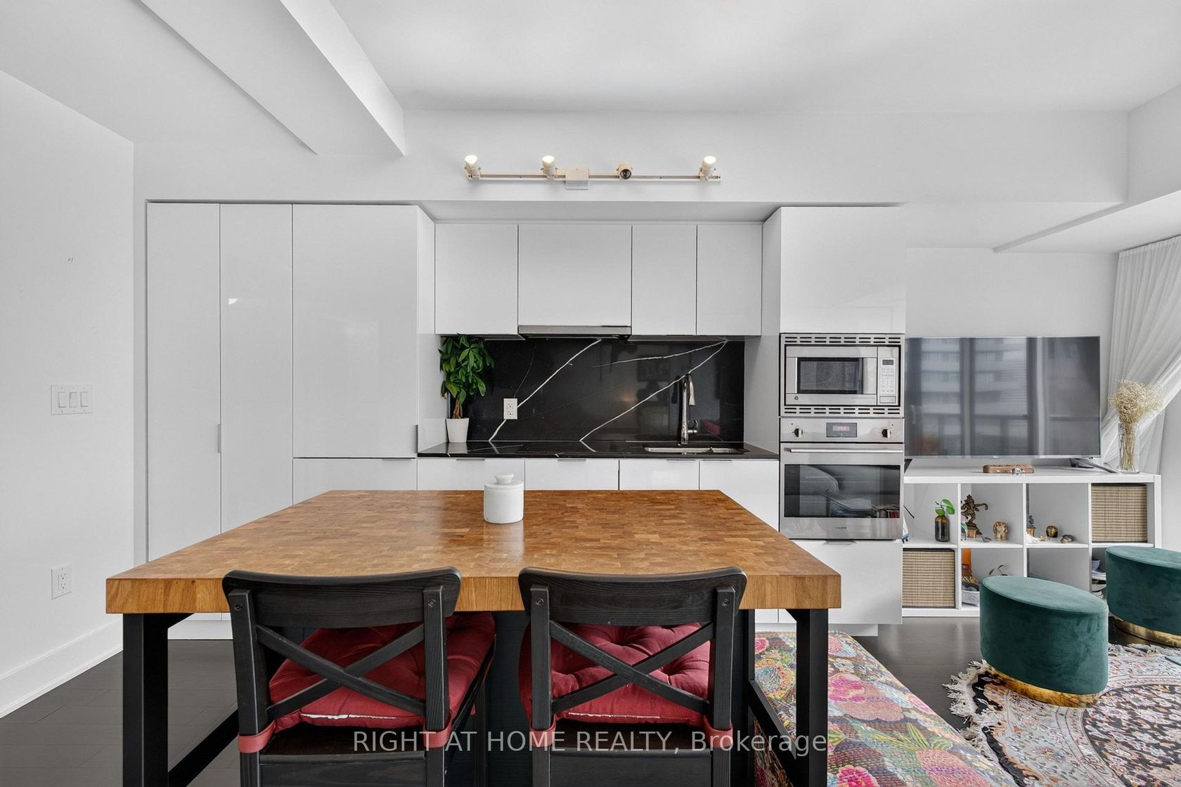 1809 - 955 BAY Street, Bay Street Corridor, Toronto 