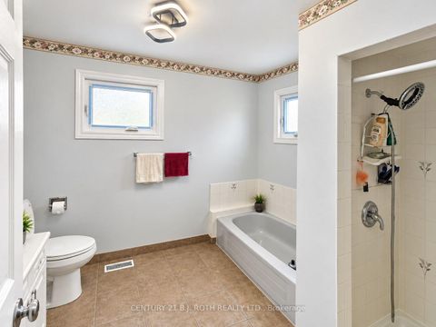 Photo 7 at 509 Grove Street E, Grove East, Barrie
