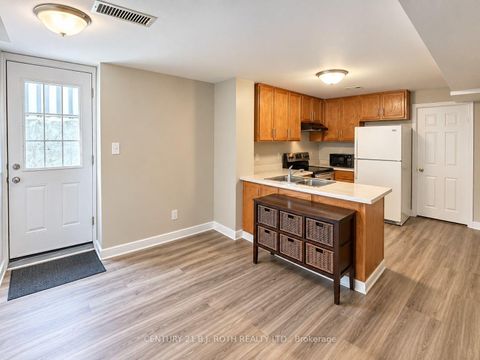 Photo 10 at 509 Grove Street E, Grove East, Barrie