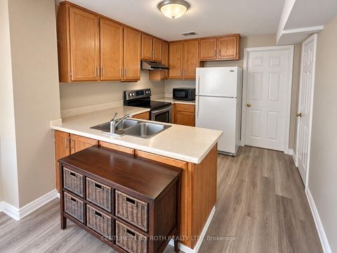 Photo 11 at 509 Grove Street E, Grove East, Barrie