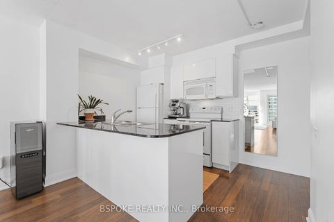 Photo 4 at 3012 - 2191 Yonge Street, Mount Pleasant West, Toronto