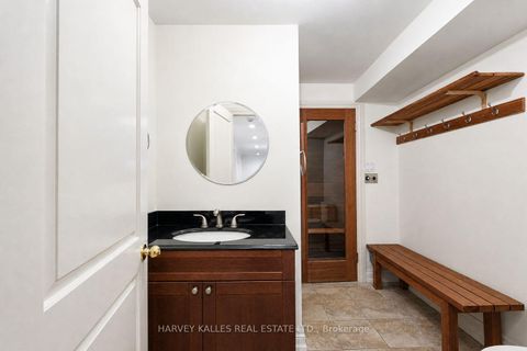 Photo 34 at 176 Joicey Boulevard, Nortown, Toronto