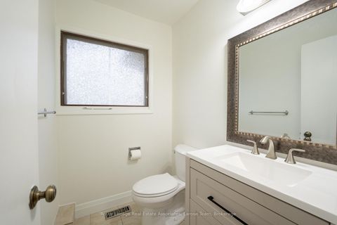 Photo 16 at 58 Silver Shadow Path, Markland Wood, Toronto