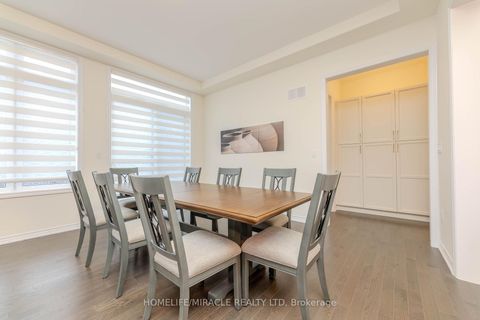 Photo 18 at 89 Halldorson Avenue, Bayview Northeast, Aurora