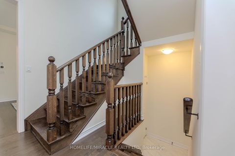 Photo 20 at 89 Halldorson Avenue, Bayview Northeast, Aurora