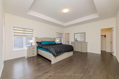 Photo 22 at 89 Halldorson Avenue, Bayview Northeast, Aurora